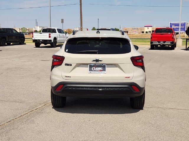 New 2026 Chevrolet Trax RS w/ Sunroof Package FWD image 6