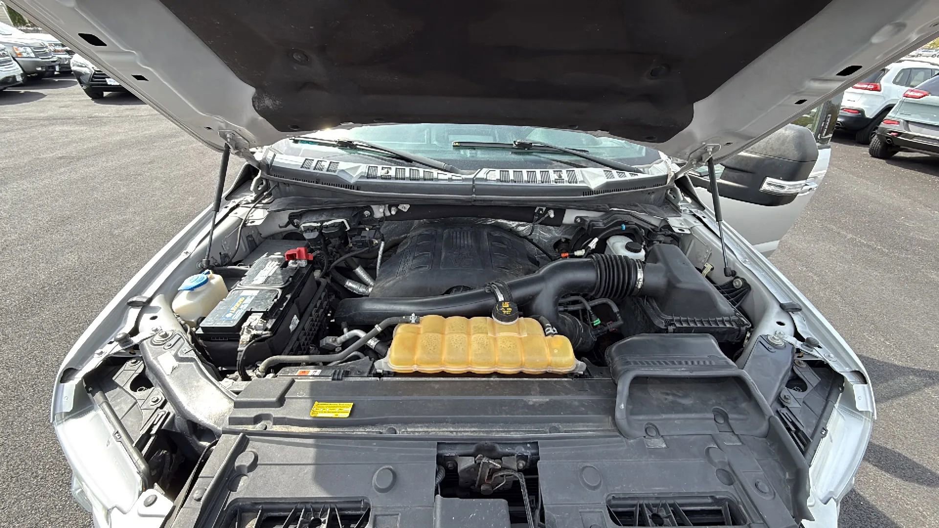 Used 2015 Ford F150 Lariat w/ Equipment Group 501A Mid image 16