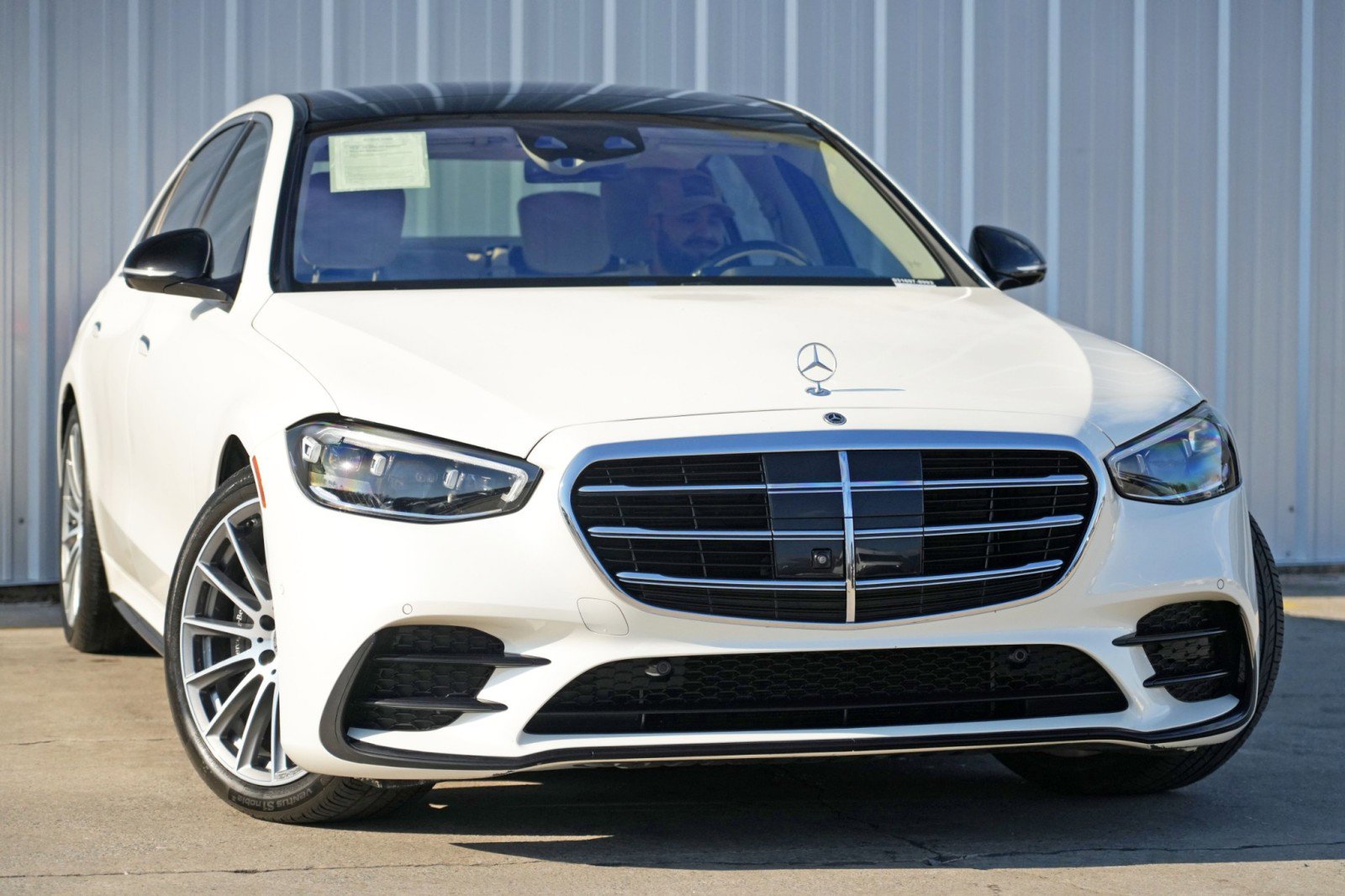 Used 2021 Mercedes-Benz S 500 4MATIC image 4