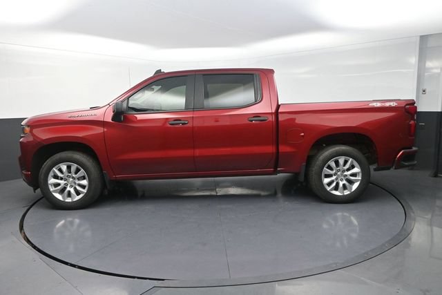Used 2020 Chevrolet Silverado 1500 Custom w/ Custom Value Package AWD/4WD image 4