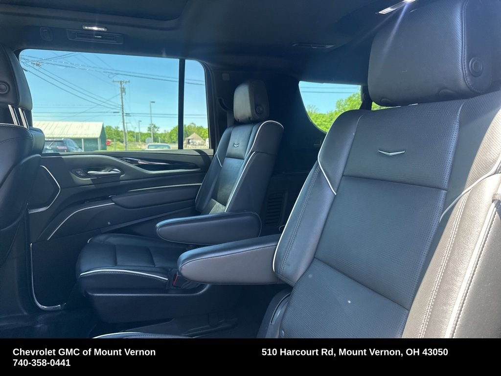 Used 2024 Cadillac Escalade ESV Sport w/ LPO, ONYX Package AWD/4WD image 50