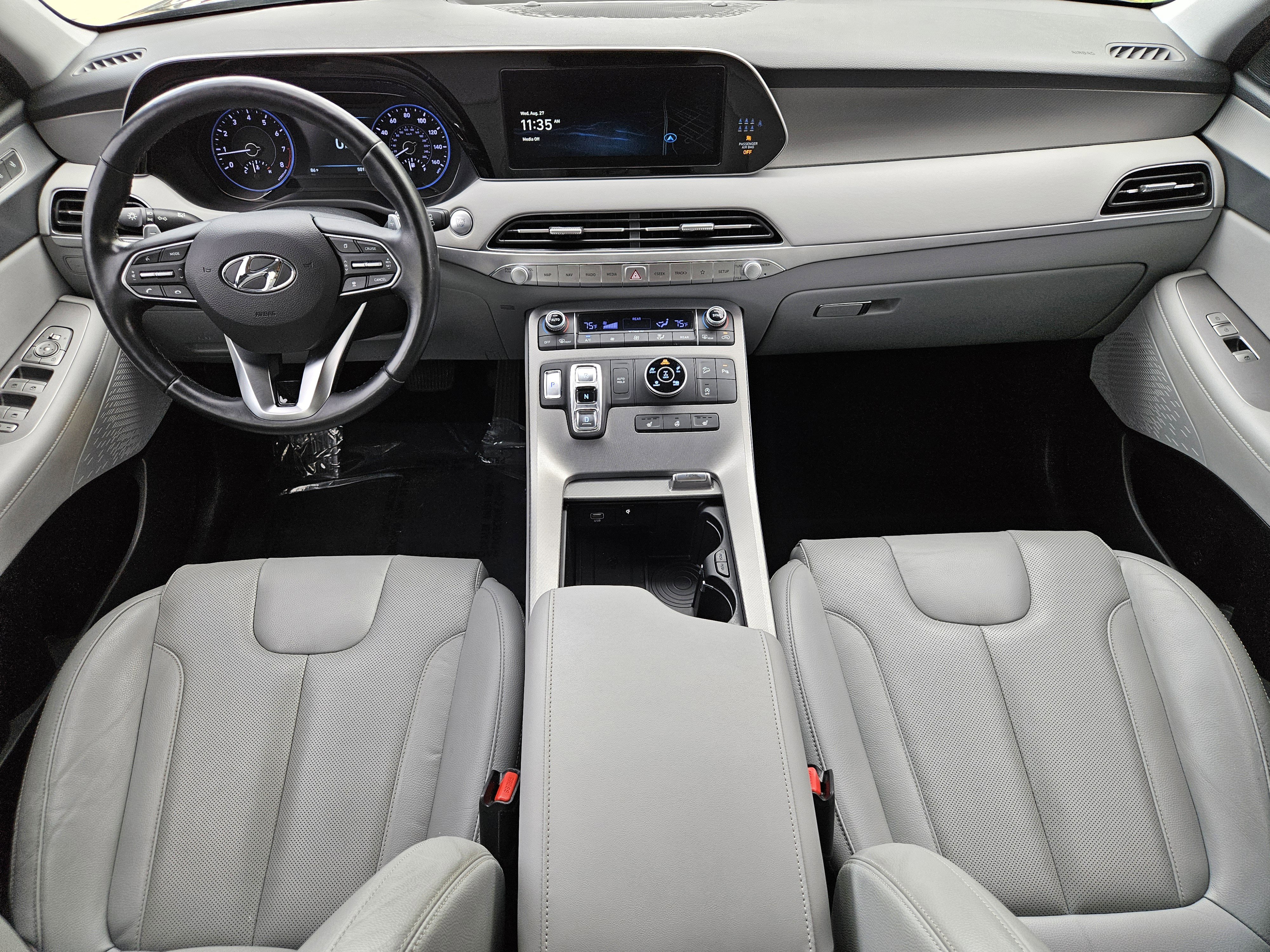Used 2022 Hyundai Palisade SEL w/ 8P Bench Seat Package image 16