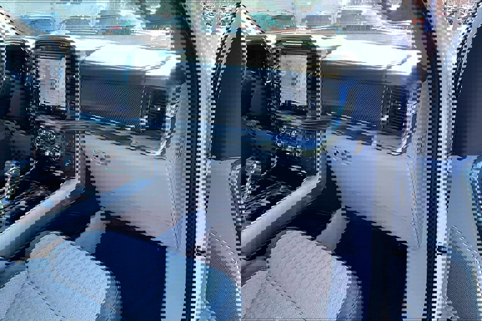 Used 2022 Ford F150 Limited image 17