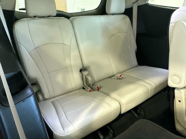 Used 2024 Buick Enclave Essence w/ Experience Buick Package AWD/4WD image 31