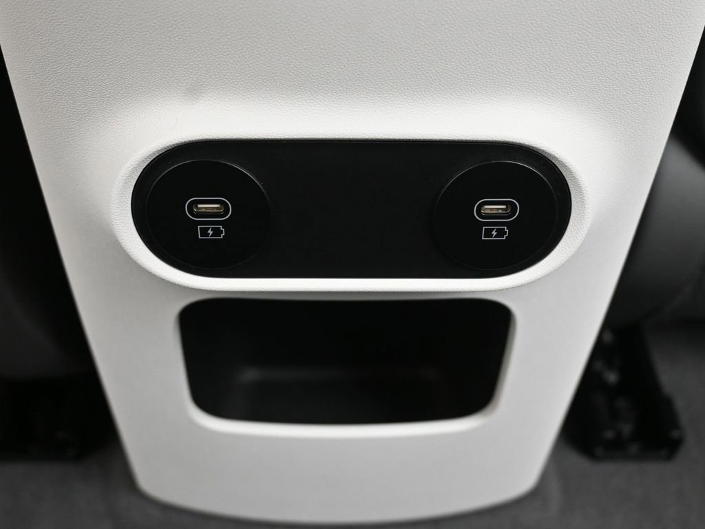 New 2025 Hyundai Ioniq 5 SEL image 17