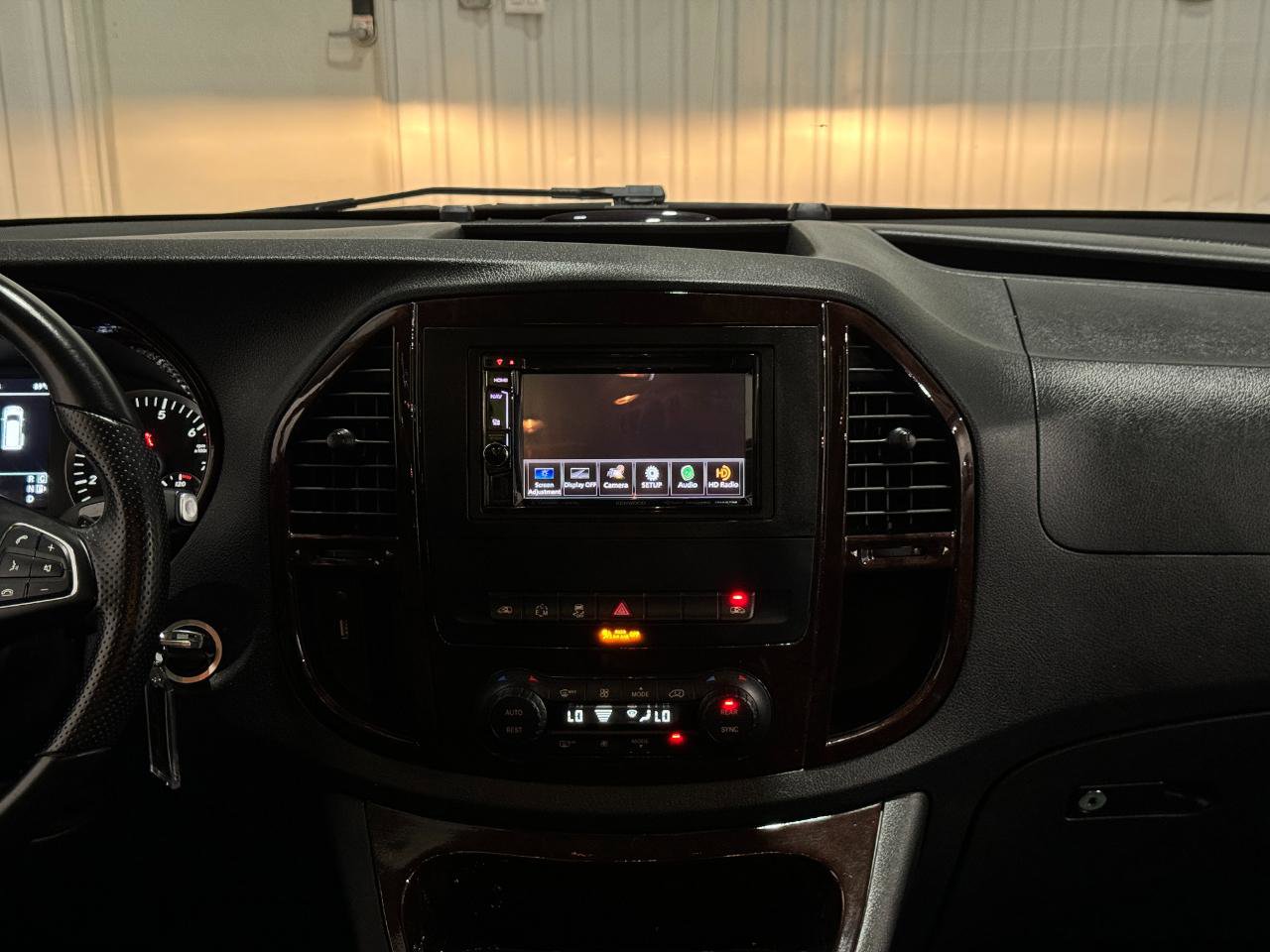 Used 2016 Mercedes-Benz Metris Passenger image 19