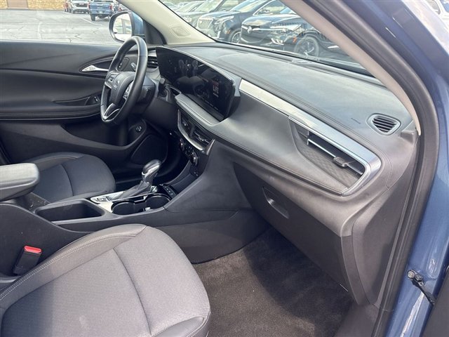 Certified 2024 Buick Encore GX Preferred w/ Comfort Package AWD/4WD image 27