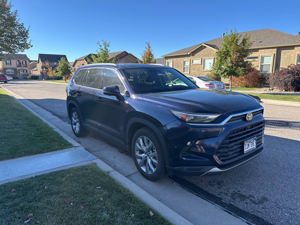 Used 2026 Toyota Grand Highlander AWD Hybrid image 21