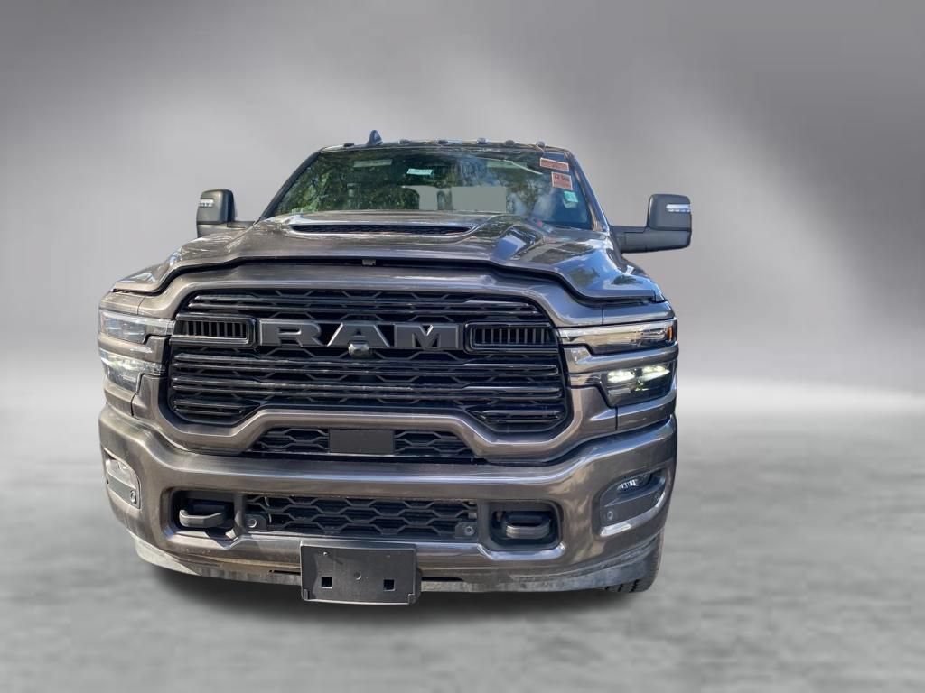 Used 2025 RAM 2500 Laramie AWD/4WD image 2