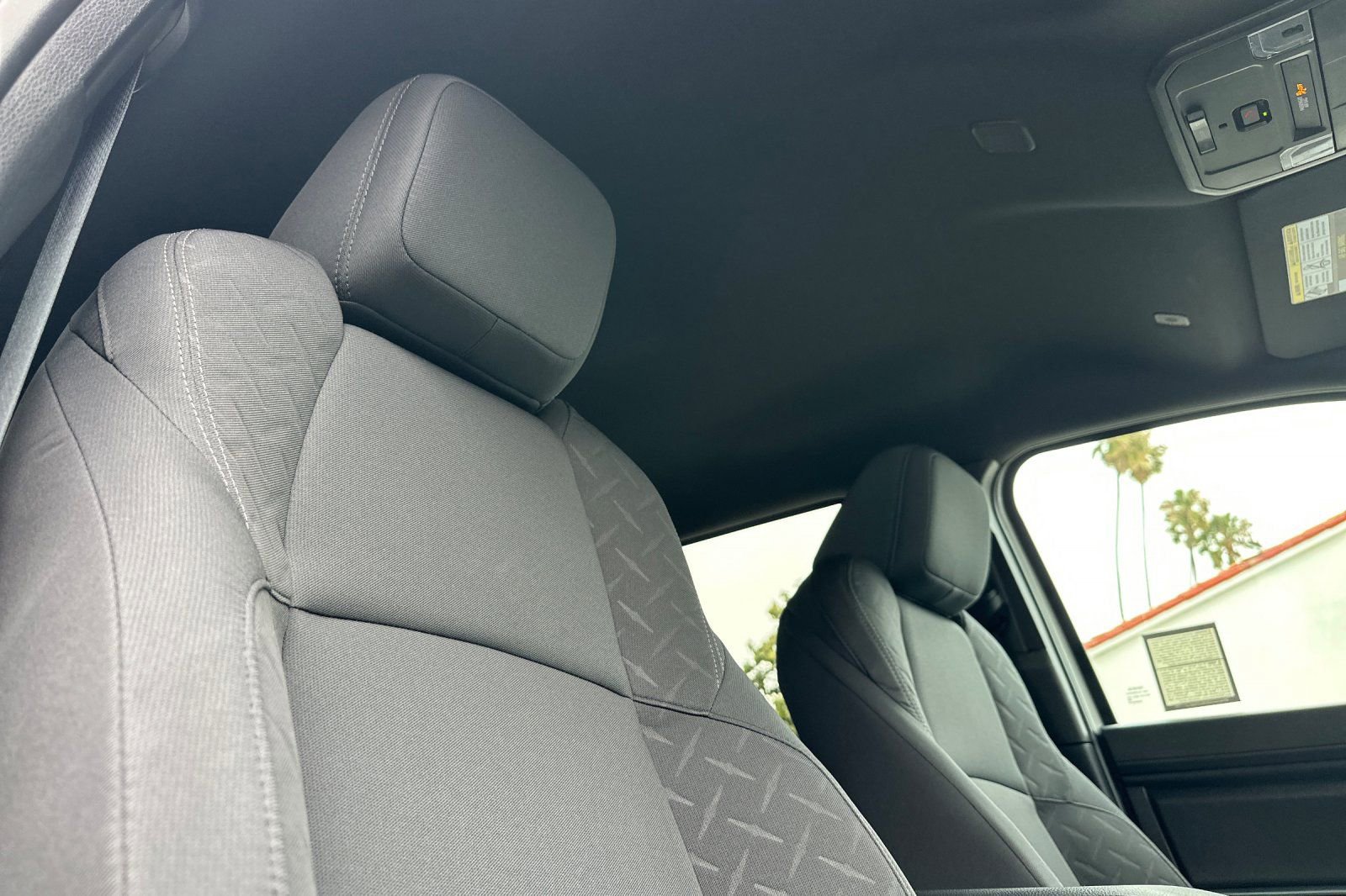 Used 2024 Toyota Tacoma SR5 AWD/4WD image 17