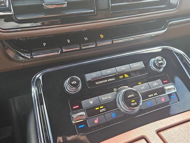 Used 2024 Lincoln Navigator Reserve image 26