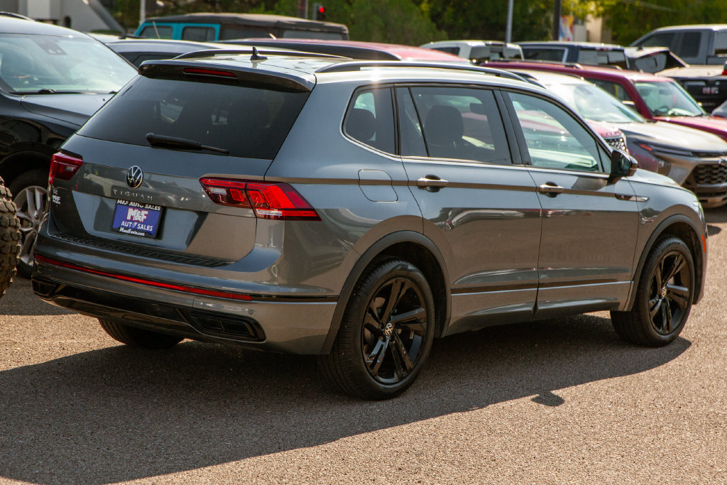 Used 2023 Volkswagen Tiguan SE R-Line FWD image 5