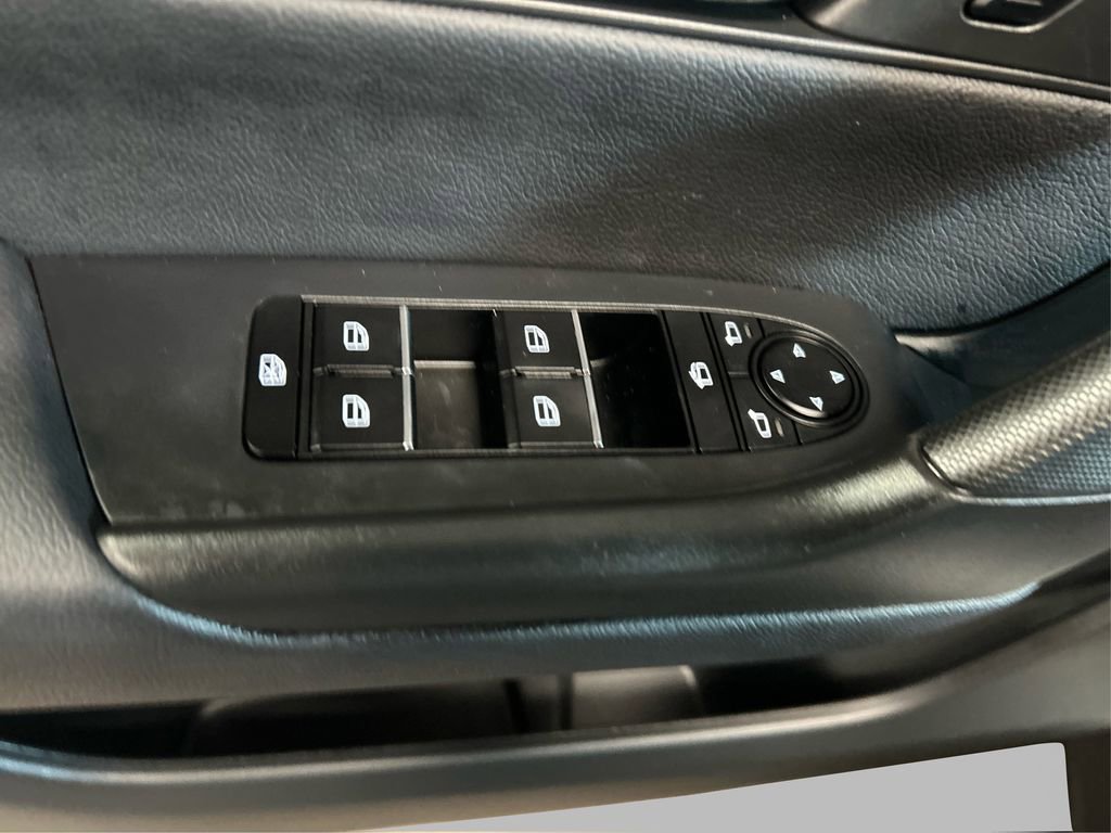 Used 2023 MAZDA CX-50 AWD 2.5 S w/ Cargo Package image 34