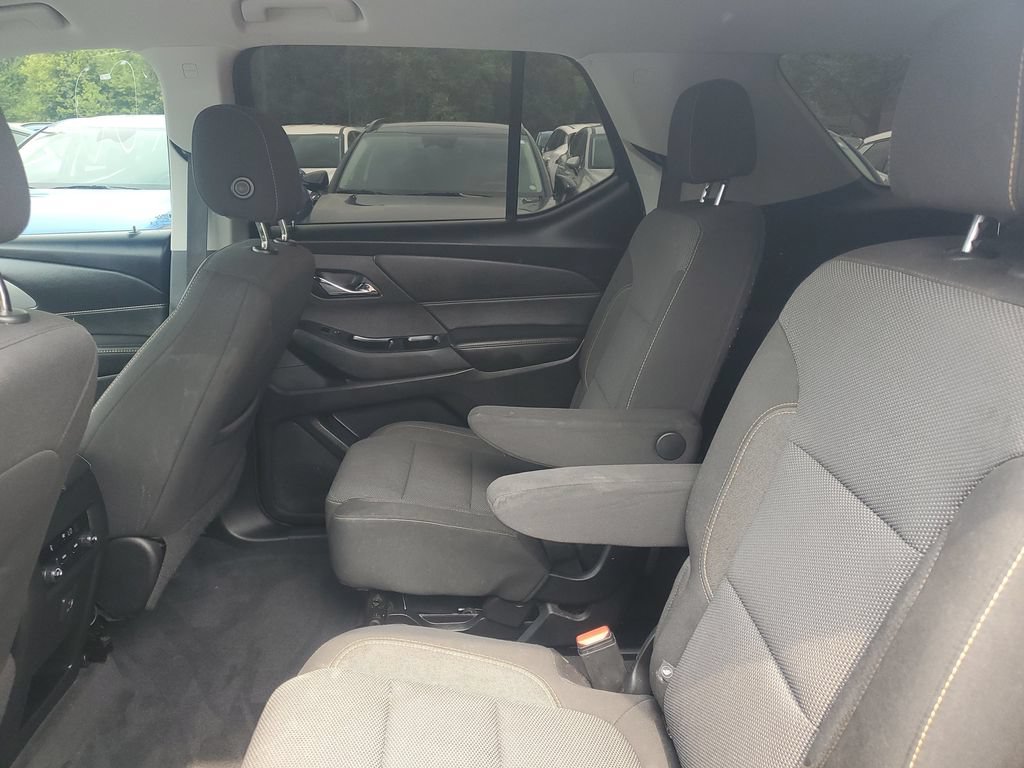 Used 2020 Chevrolet Traverse LT w/ LPO, Floor Liner Package AWD/4WD image 25