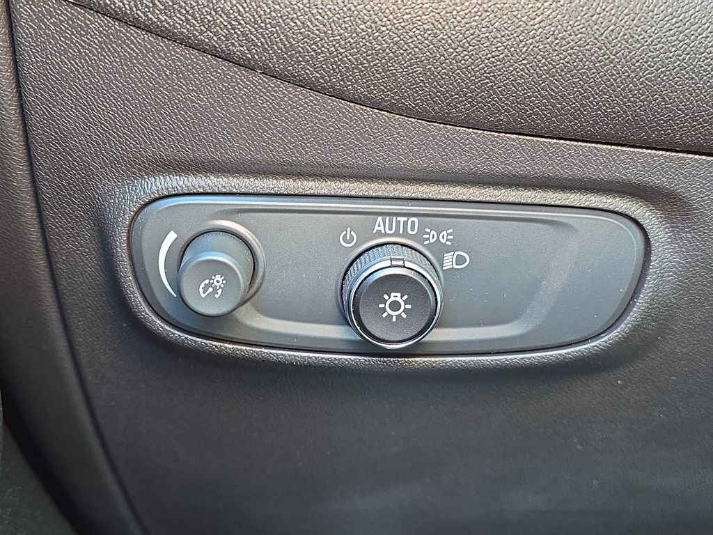 Certified 2024 Chevrolet Equinox RS image 22