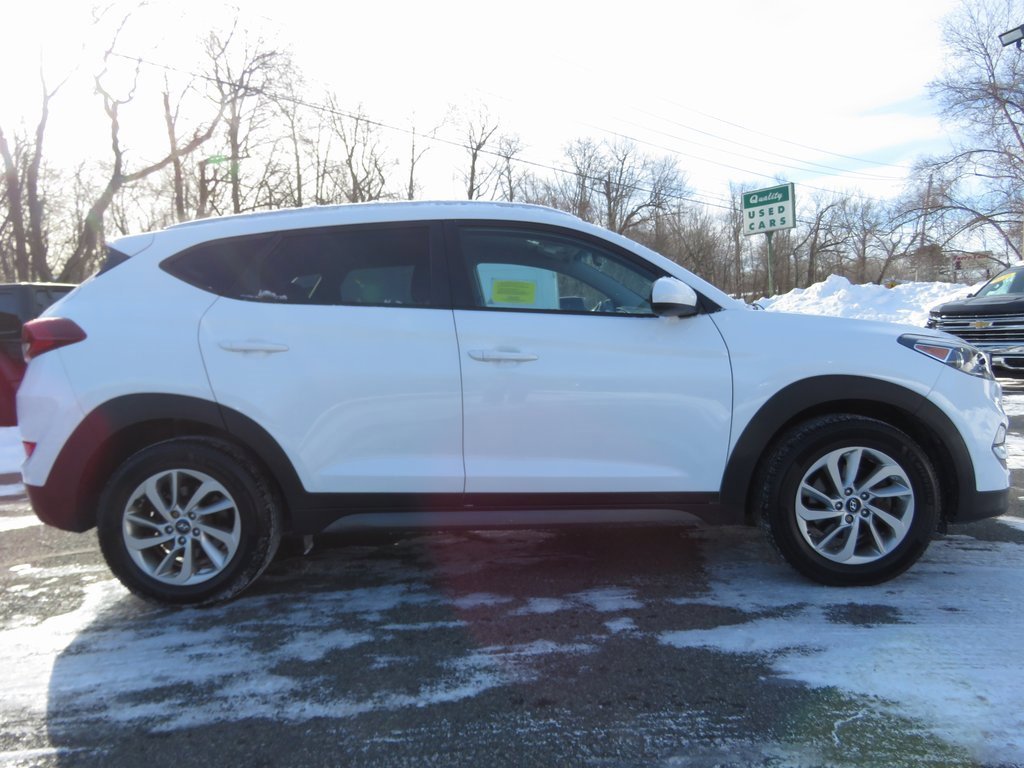 Used 2016 Hyundai Tucson SE w/ Option Group 02 image 4