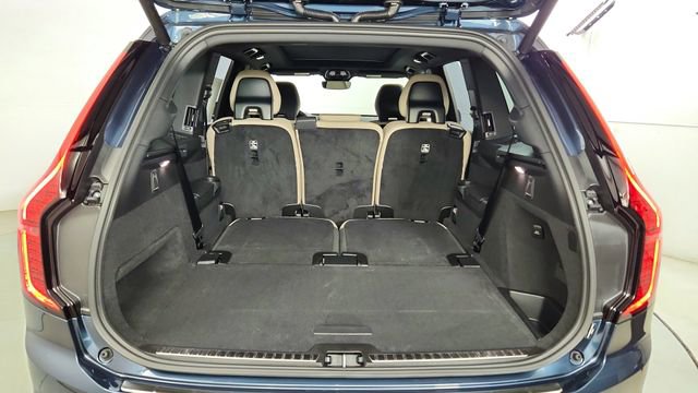 New 2026 Volvo XC90 T8 Plus w/ Protection Package Premier AWD/4WD image 42