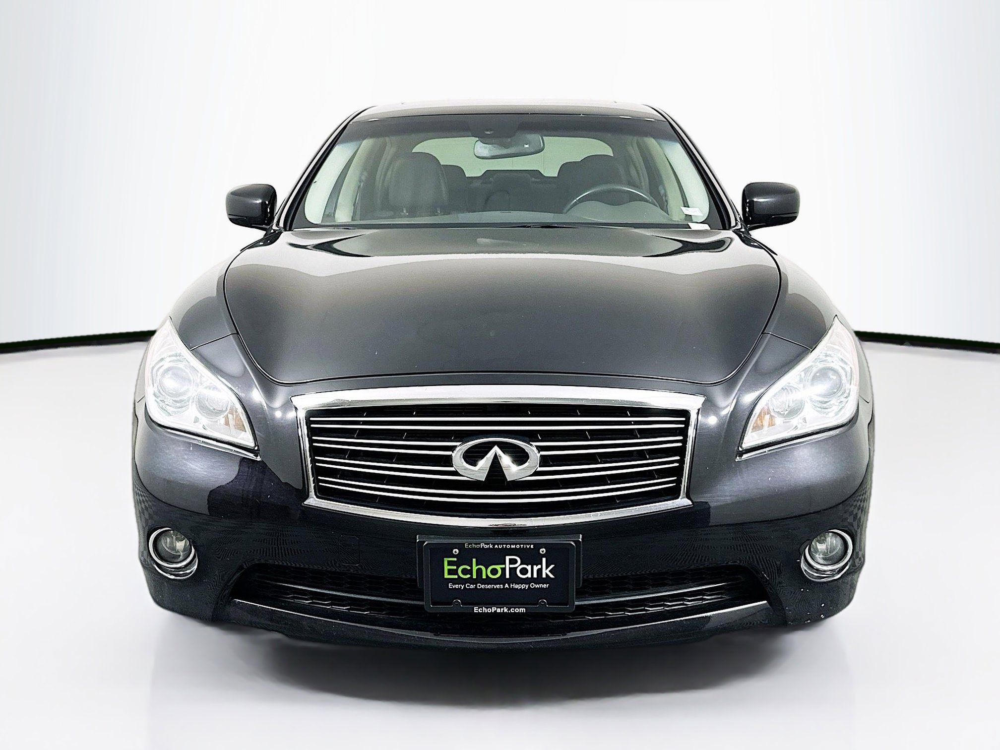 Used 2013 INFINITI M37 w/ Premium Pkg RWD image 2