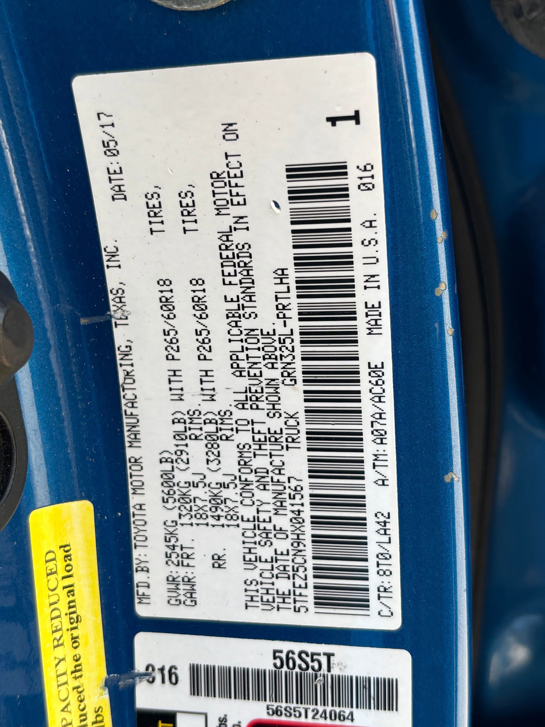 Used 2017 Toyota Tacoma Limited image 31