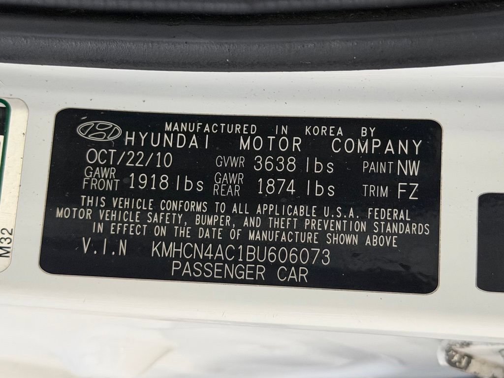 Used 2011 Hyundai Accent GLS w/ Premium Pkg 4 FWD image 23
