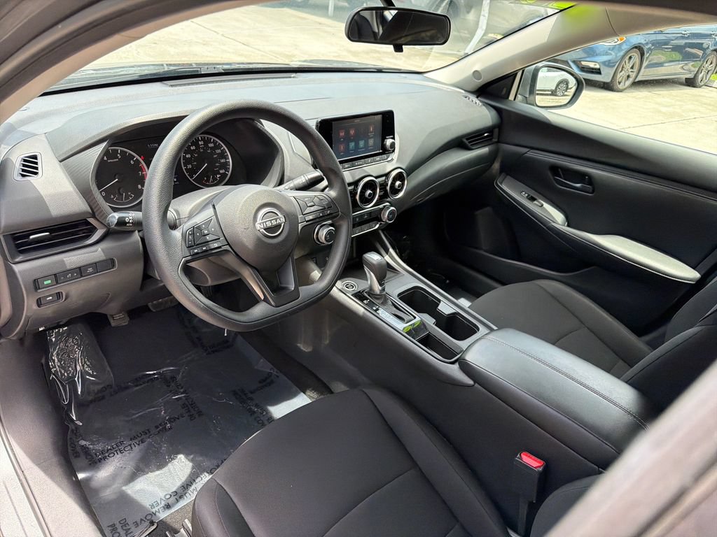 Used 2024 Nissan Sentra S FWD image 13