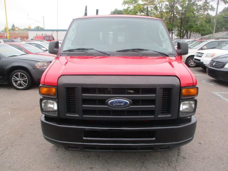 Used 2011 Ford E-150 and Econoline 150 w/ Commercial Cargo Van Pkg image 3