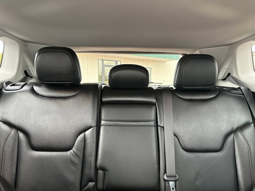 Used 2019 Jeep Compass Limited AWD/4WD image 33