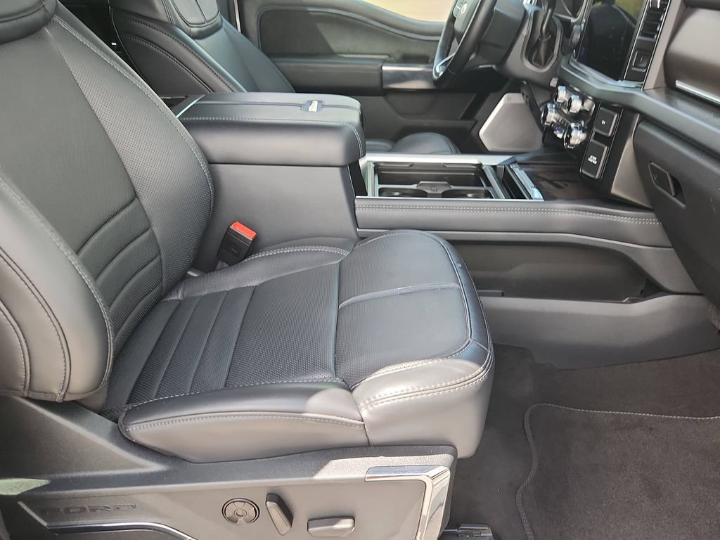 Used 2026 Ford F350 Platinum AWD/4WD image 16