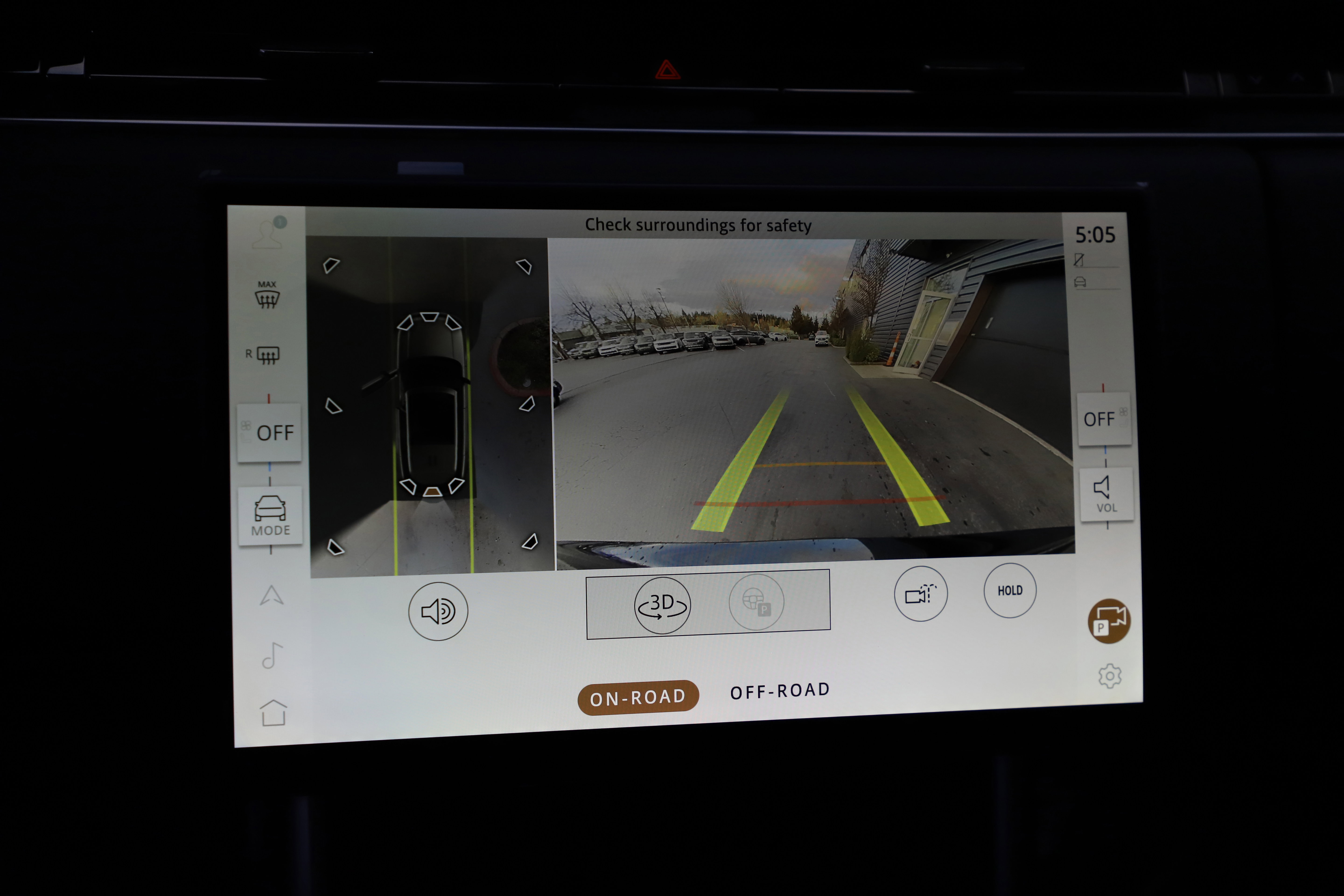 New 2026 Land Rover Range Rover Long Wheelbase SE image 21