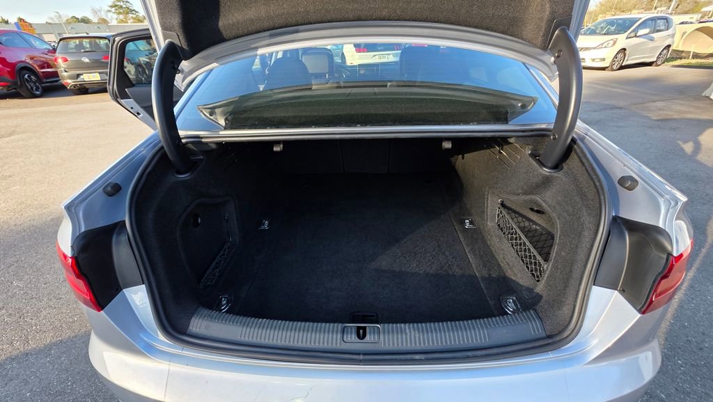 Used 2017 Audi A4 2.0T Premium Plus w/ Premium Plus Package image 21