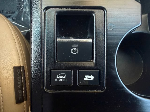 Used 2019 Subaru Outback 2.5i Limited AWD/4WD image 11