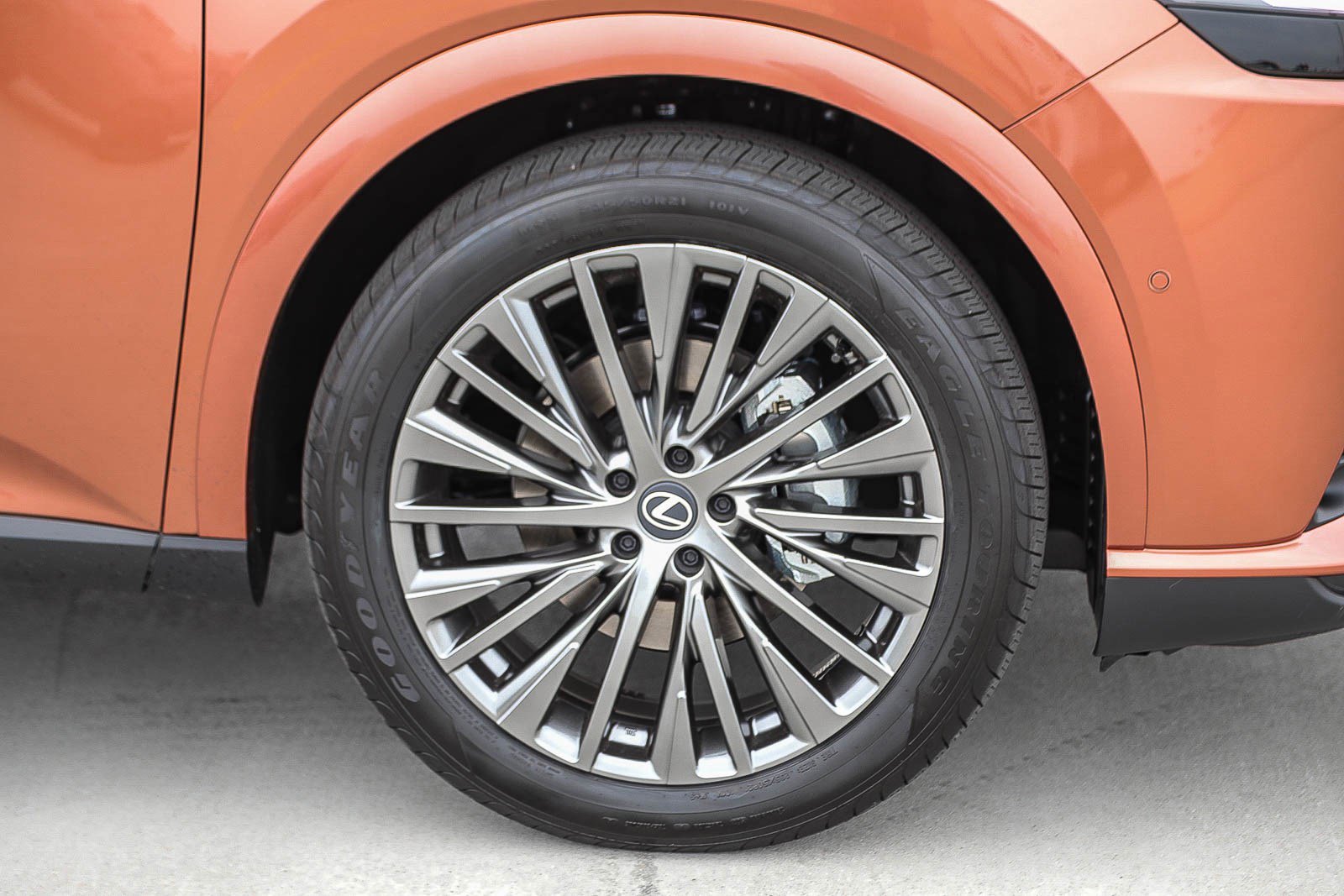 New 2026 Lexus RX 350 FWD image 10