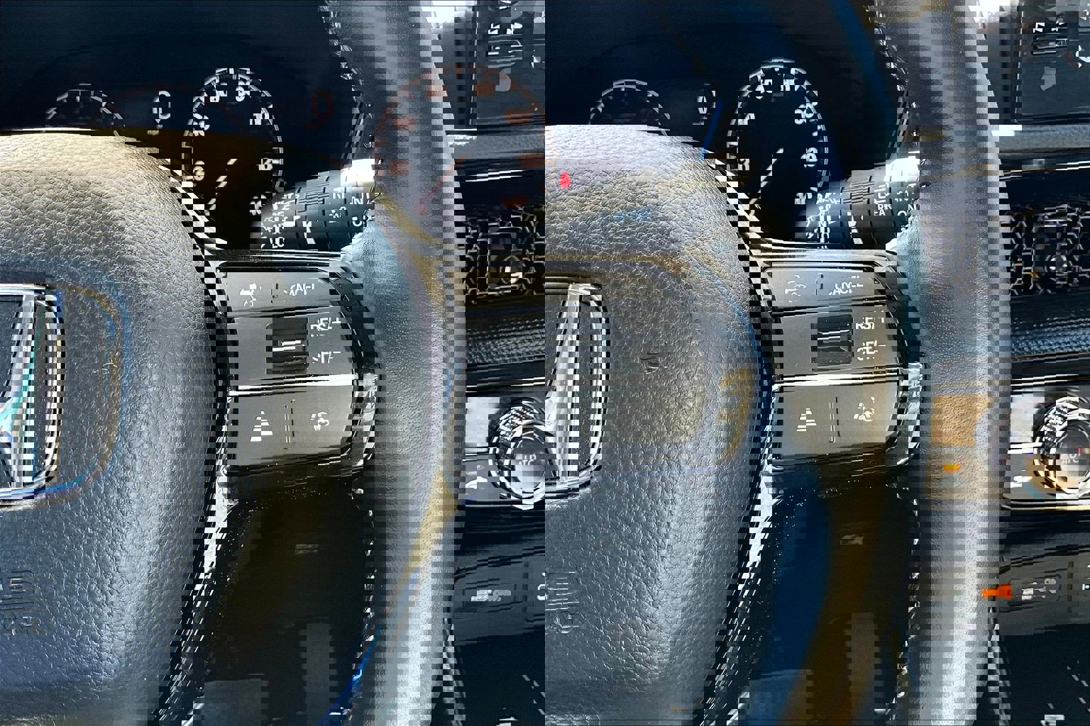 Used 2025 Honda CR-V EX-L image 21