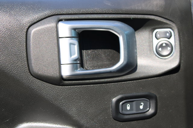 Used 2022 Jeep Wrangler Unlimited Sport AWD/4WD image 14