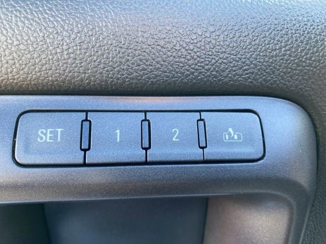 Used 2017 GMC Sierra 2500 SLT w/ Duramax Plus Package image 14