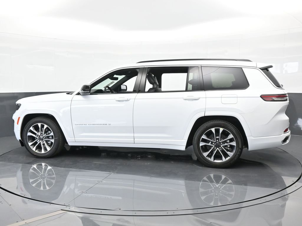 Used 2024 Jeep Grand Cherokee L Overland image 3