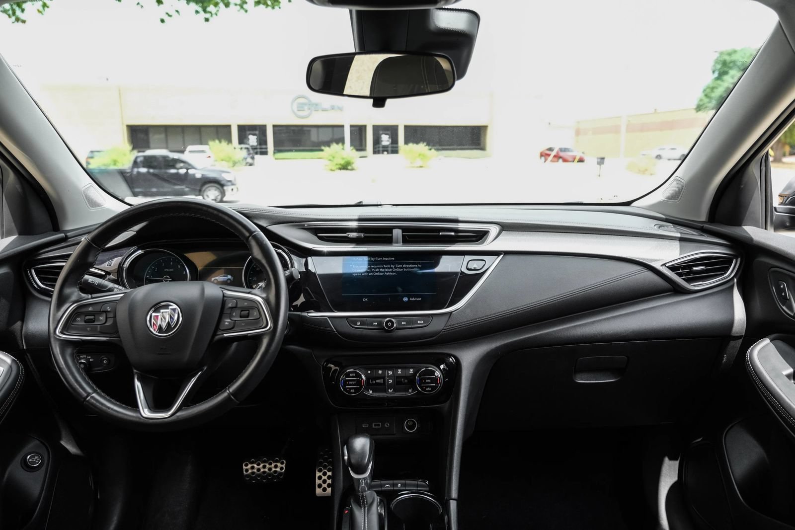 Used 2023 Buick Encore GX Select w/ Sport Touring Package FWD image 12