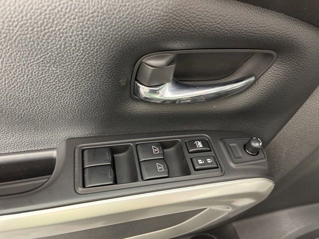 Used 2022 Nissan Titan SV w/ SV Convenience Package AWD/4WD image 32