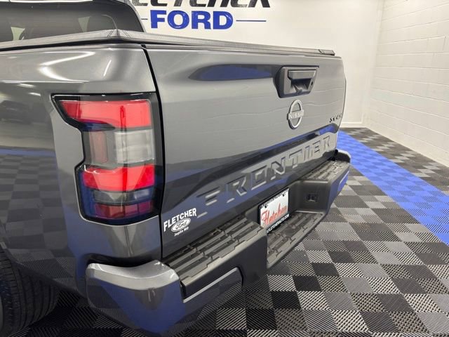 Used 2023 Nissan Frontier SV image 8