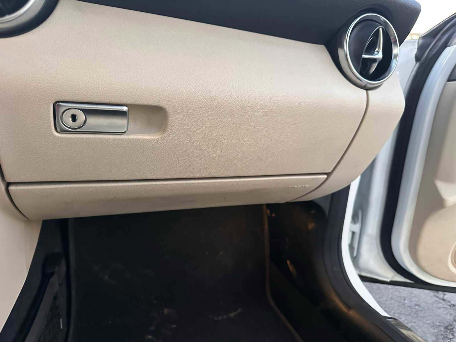 Used 2019 Mercedes-Benz SLC 300 SLC 300 image 21