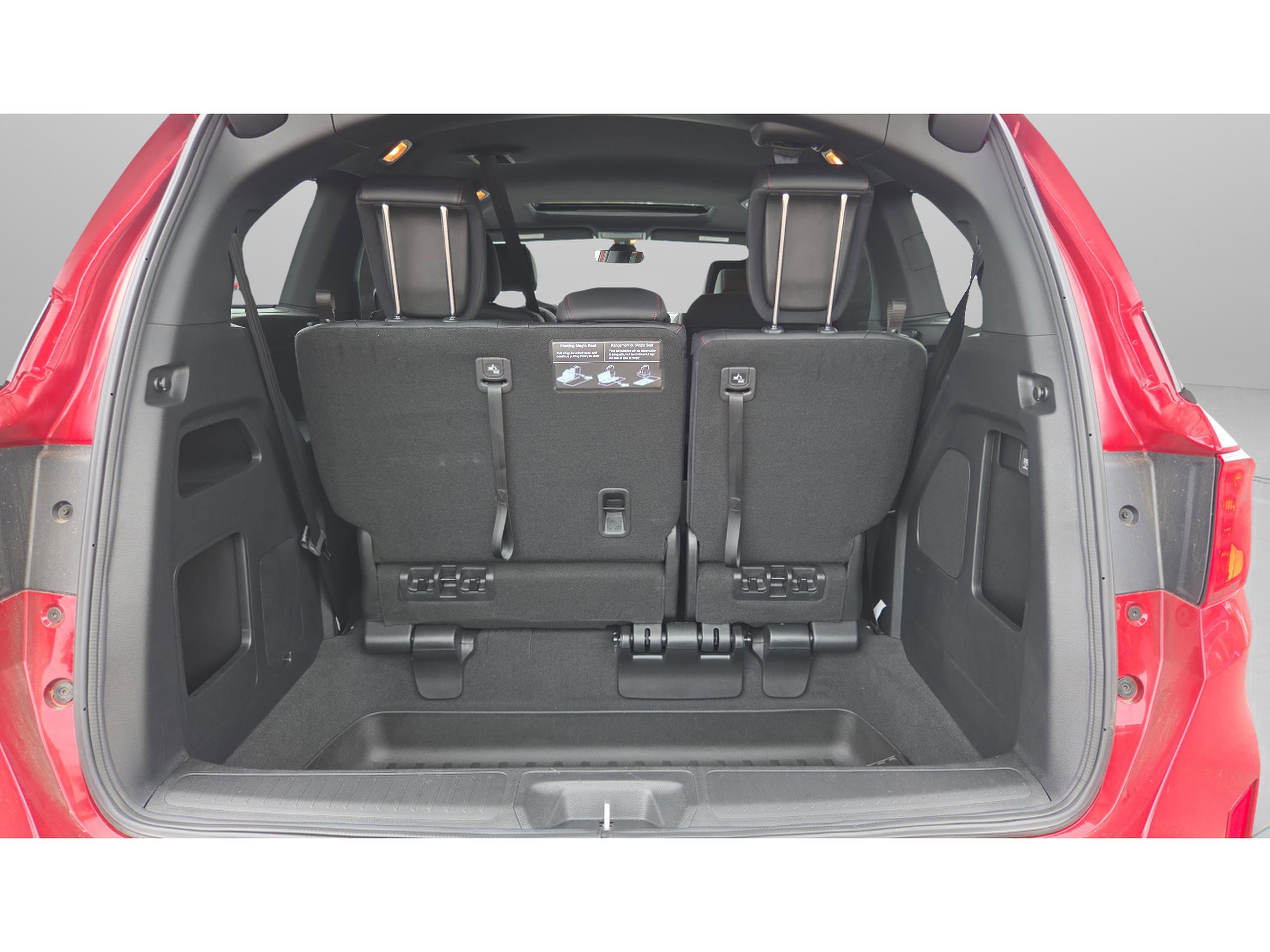 Used 2025 Honda Odyssey Sport-L image 15