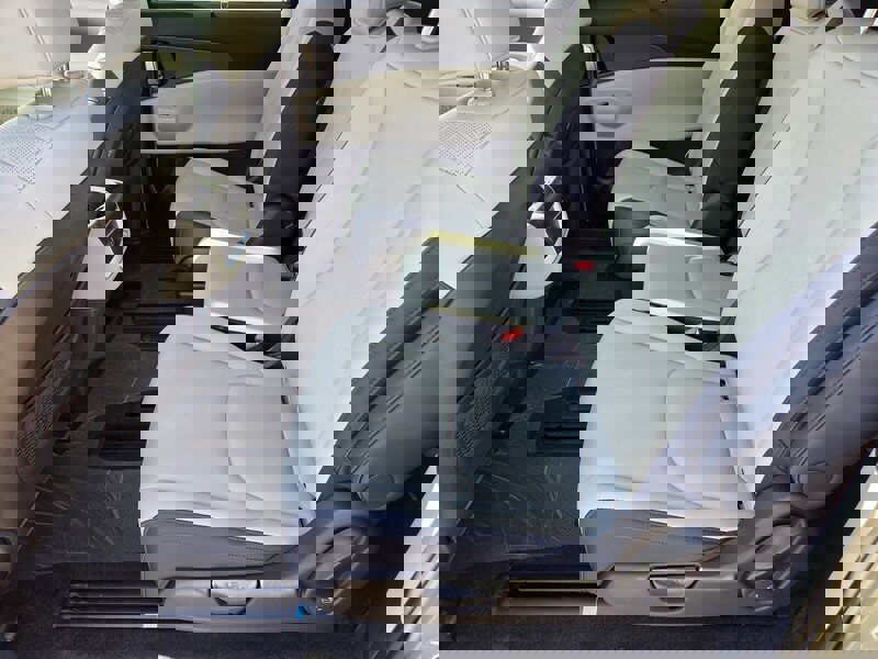 New 2026 Kia Carnival EX image 7