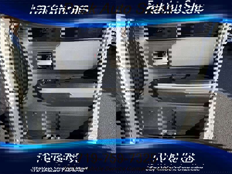 Used 2015 Toyota Tundra Limited image 33