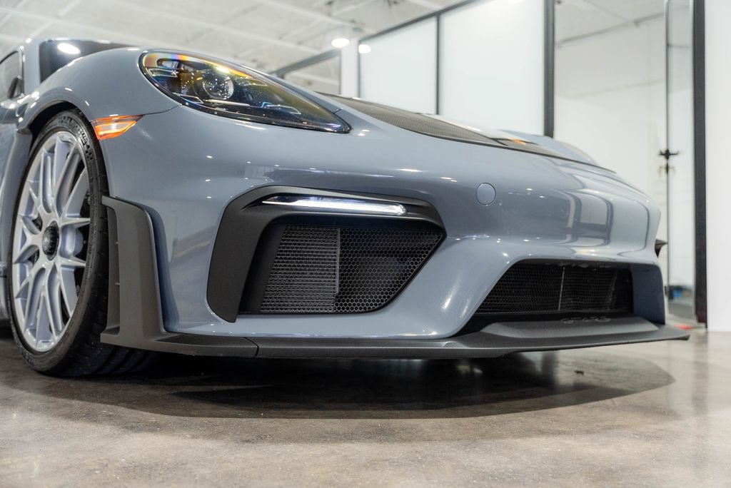Used 2024 Porsche 718 Cayman GT4 RS RWD image 18