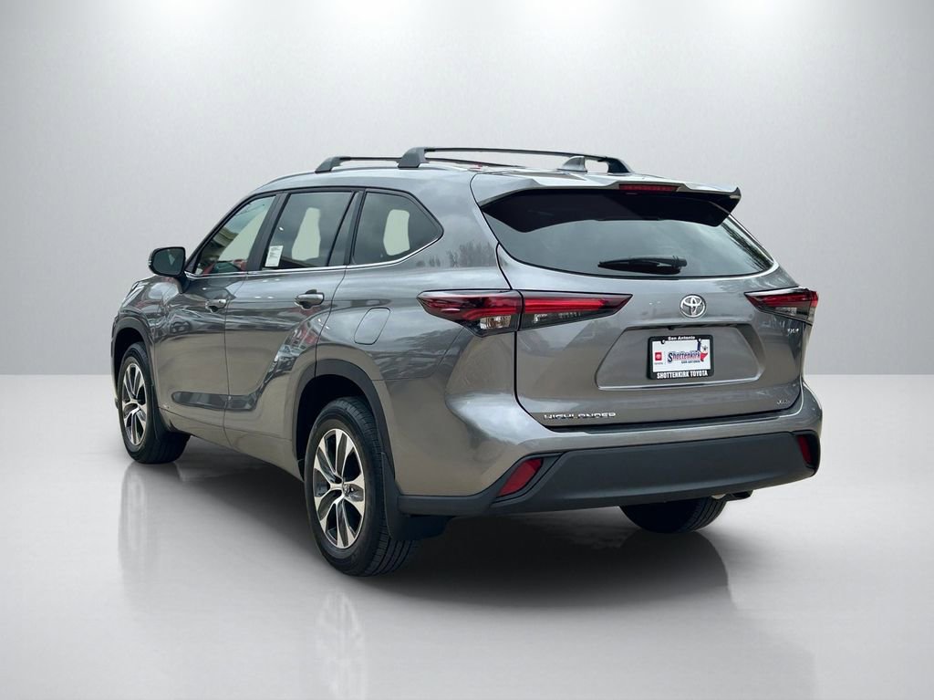 New 2026 Toyota Highlander XLE AWD/4WD image 7