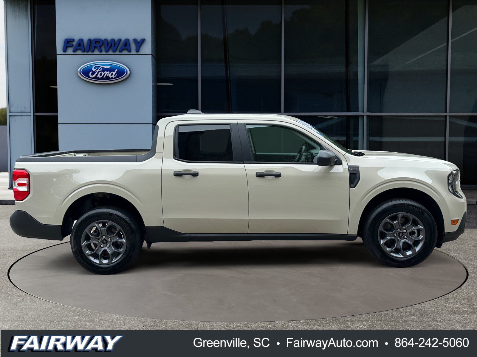 Used 2025 Ford Maverick XLT FWD image 9