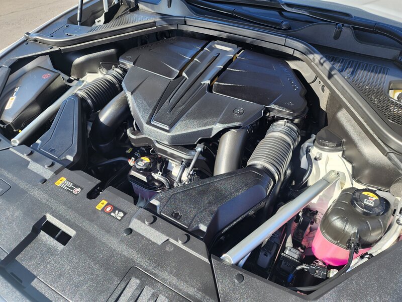 Used 2024 Genesis GV80 3.5T Advanced AWD/4WD image 9