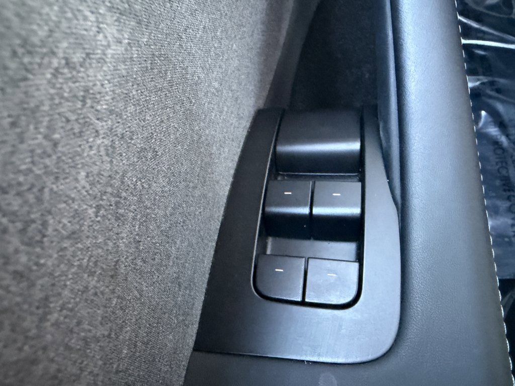 Used 2024 Tesla Model 3 image 30