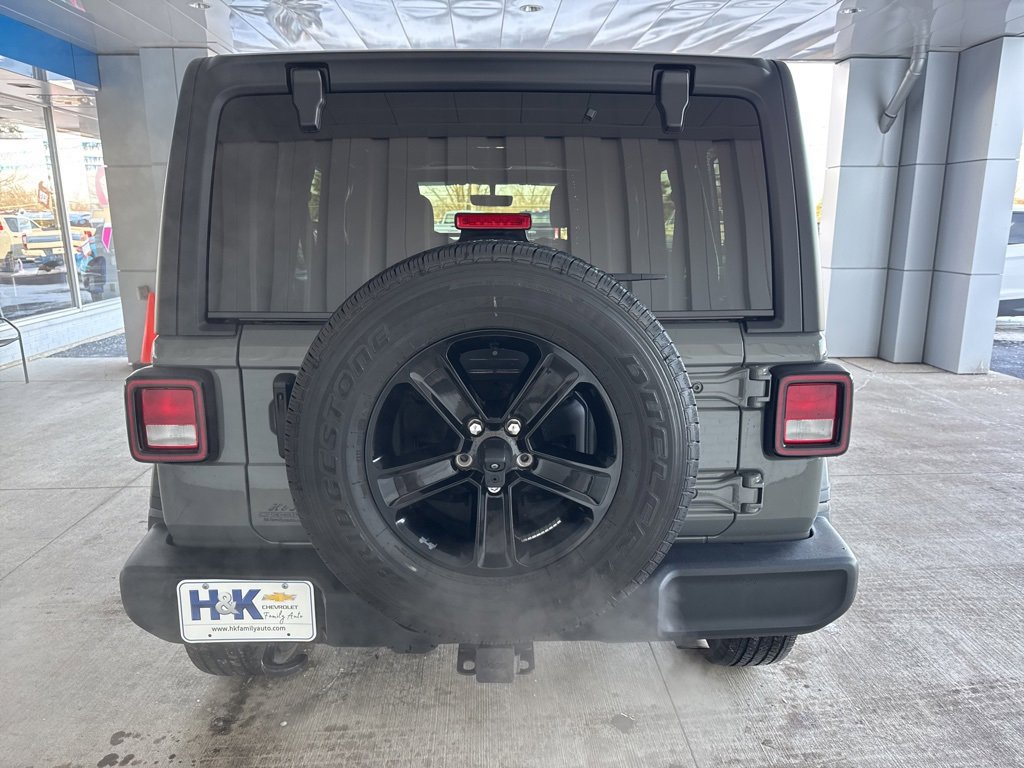 Used 2023 Jeep Wrangler Altitude image 5