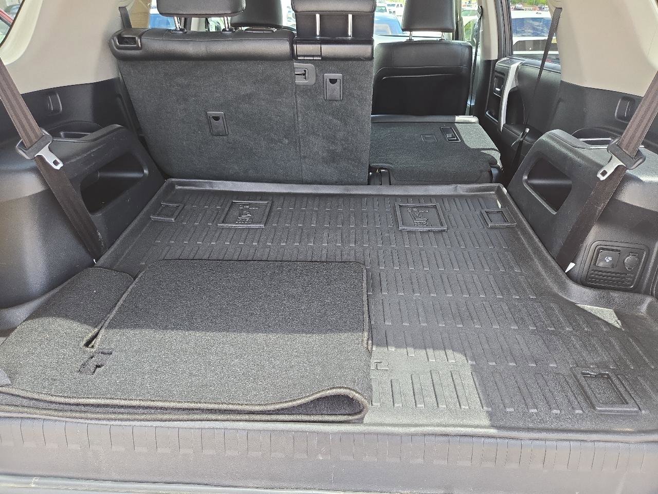 Used 2021 Toyota 4Runner Limited AWD/4WD image 18